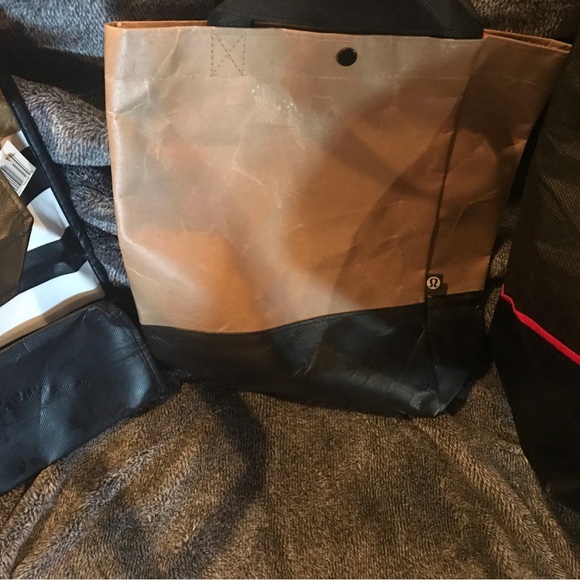 Lululemon bags + sephora - Picture 4 of 6